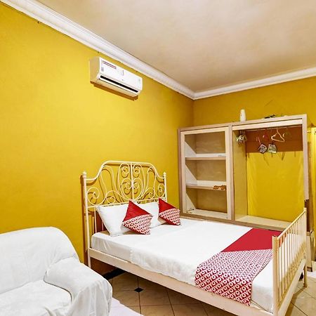 Spot On 91196 Manisee 2 Homestay Syariah Tanjunguma Buitenkant foto