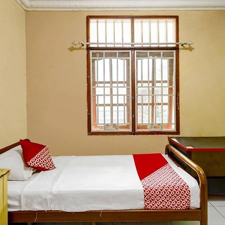 Spot On 91196 Manisee 2 Homestay Syariah Tanjunguma Buitenkant foto